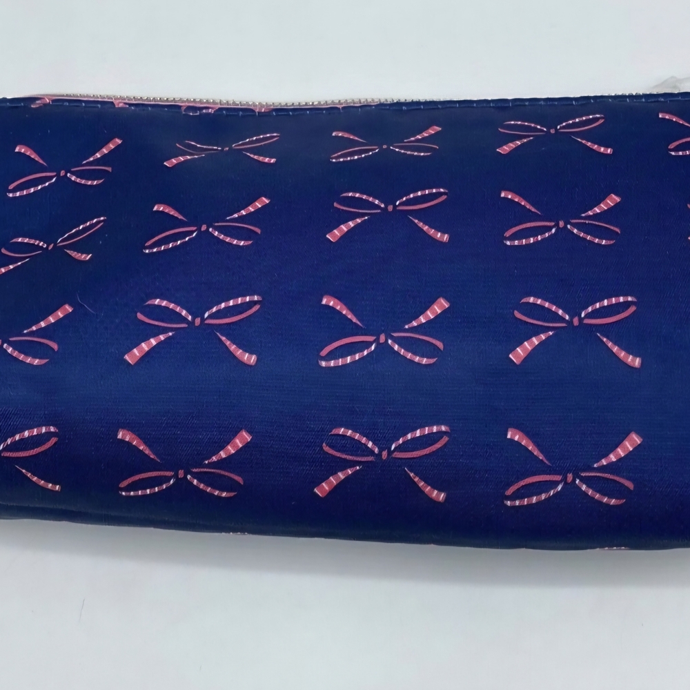 Chic Blue and Pink Mini Bag with Bow Pattern